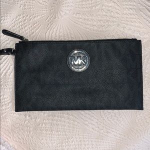 Michael Kors Clutch